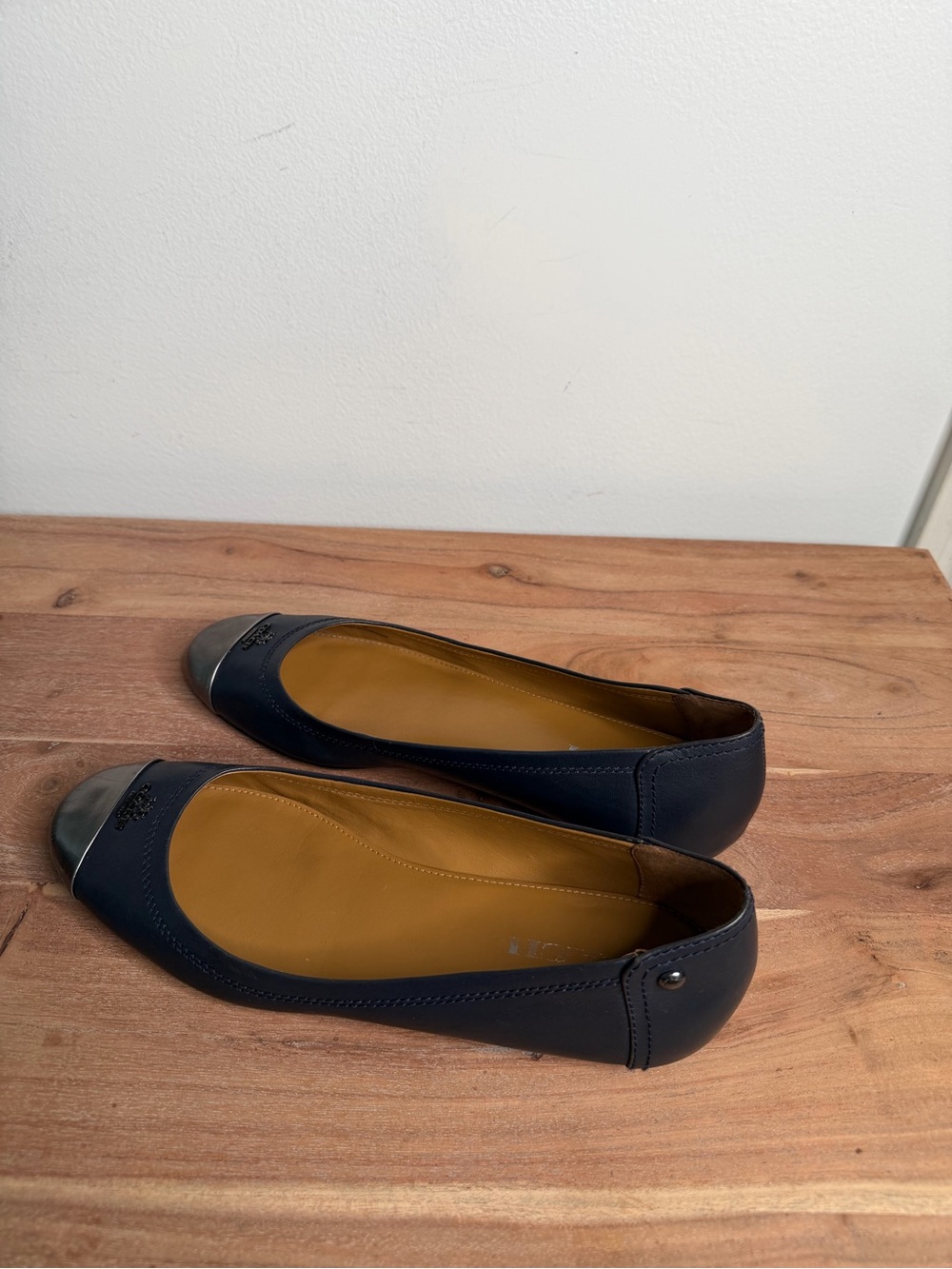 Coach Navy Leather Ballet Flats with Silver Cap-Toe - Picture 5 of 6